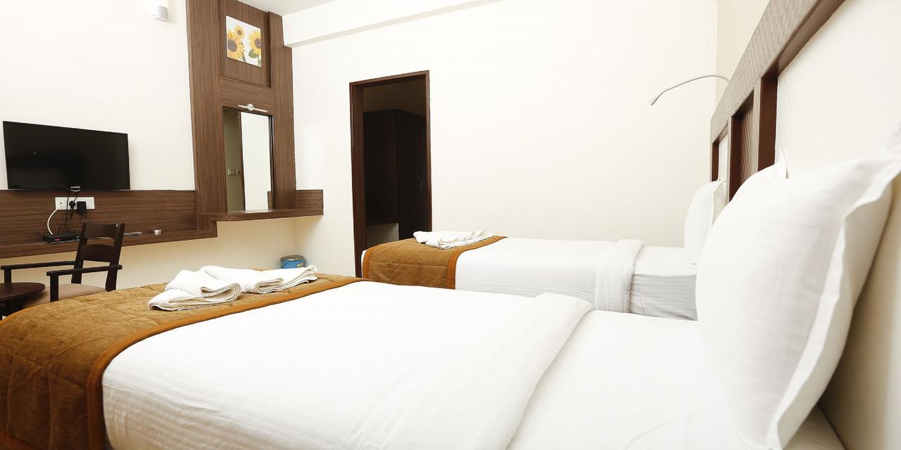 קולי הילס Silverline Retreat Hotel מראה חיצוני תמונה