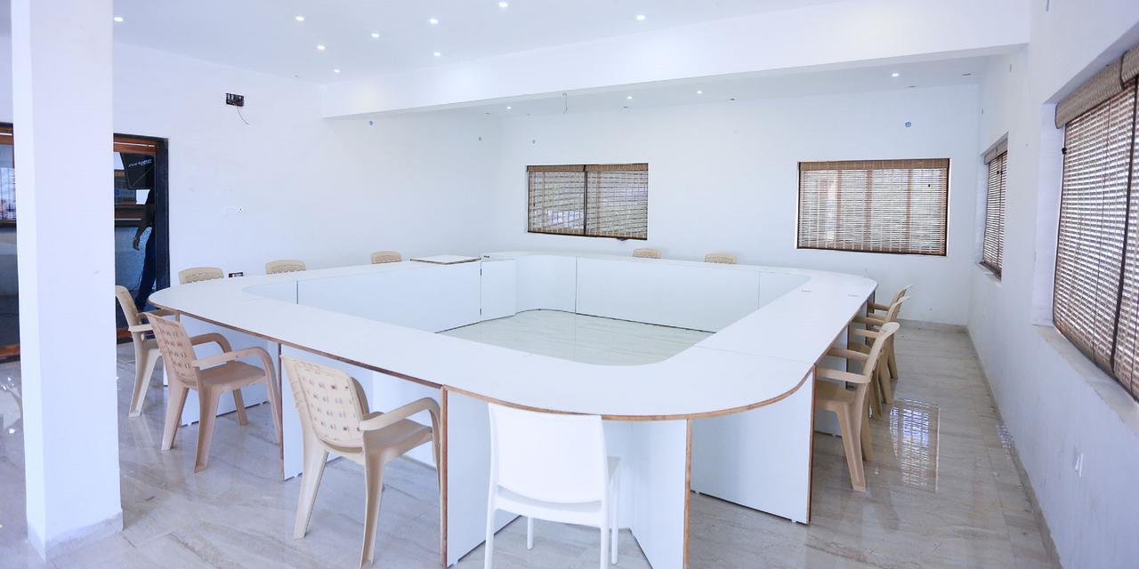 קולי הילס Silverline Retreat Hotel מראה חיצוני תמונה